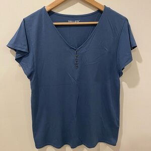Blue flutter sleeve tee shirt size medium cotton blend metallic buttons